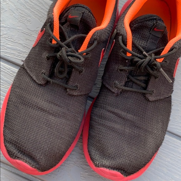 Nike Air Roshe Run (GS) - Picture 6 of 8